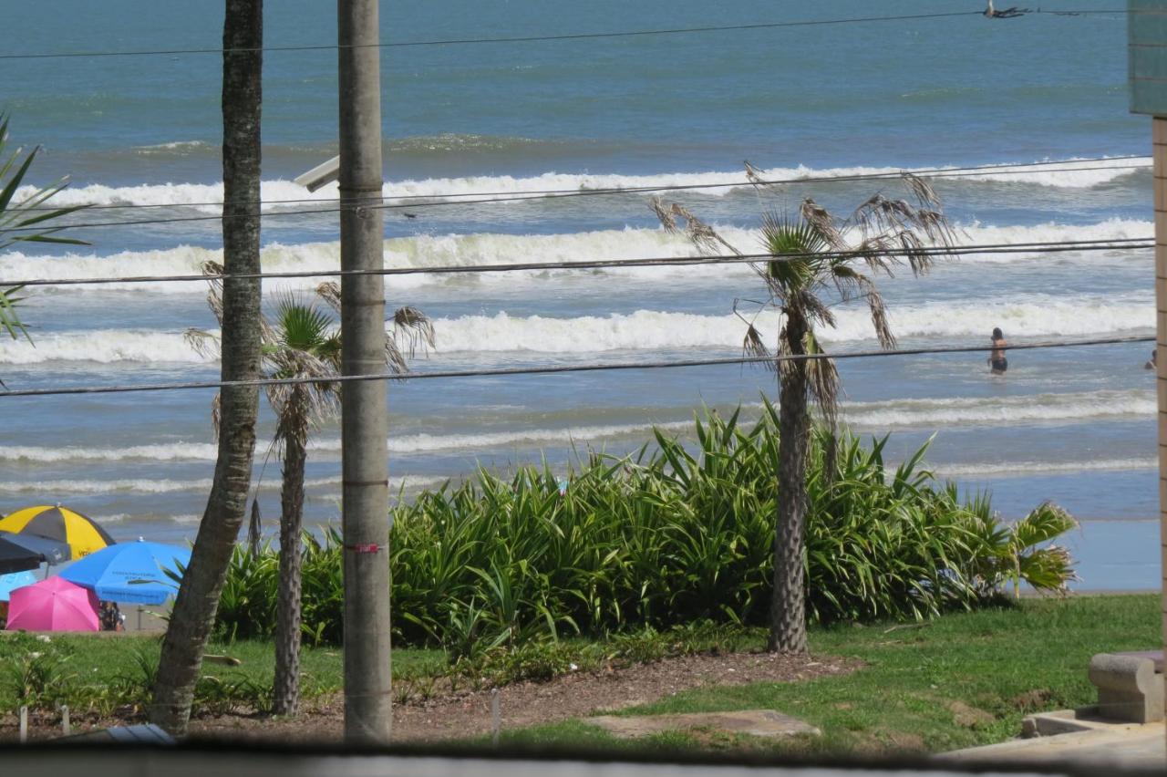 פראייה גראנדה Apartamento Na Praia מראה חיצוני תמונה
