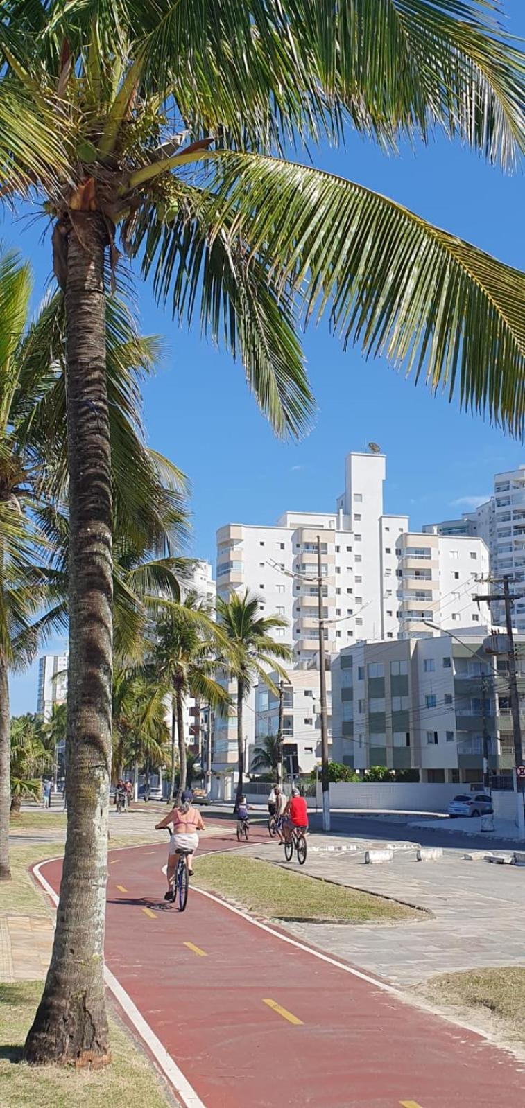 פראייה גראנדה Apartamento Na Praia מראה חיצוני תמונה